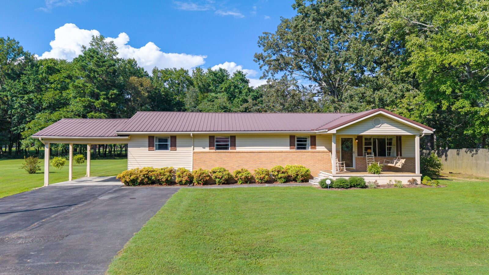 Property Photo:  309 Green Shadow Road SE  TN 37323 