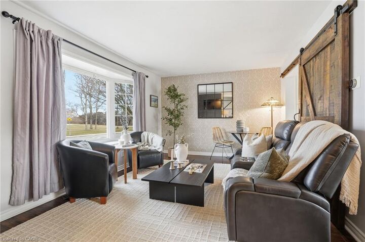 Property Photo:  65 Rolston Drive  ON L9C 3X6 