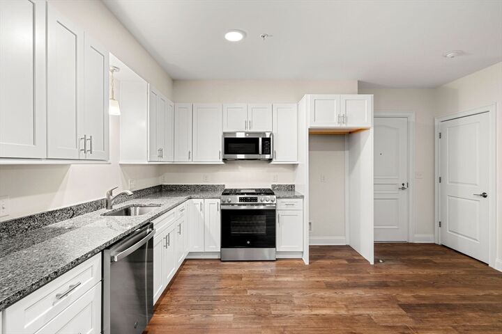 Property Photo: 10 Franklin Ave 104 MA 02151