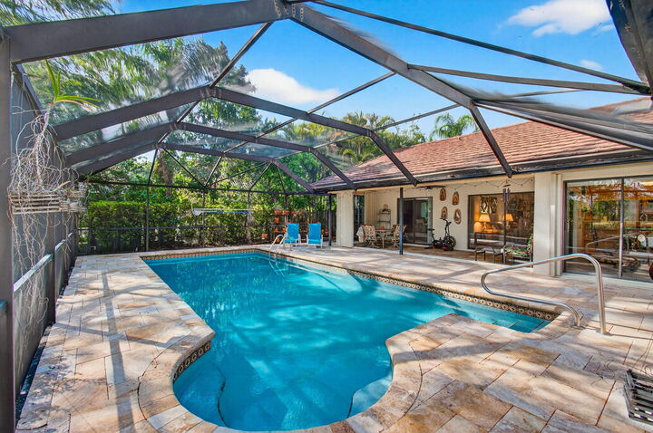 Property Photo:  2036 Amesbury Circle  FL 33414 