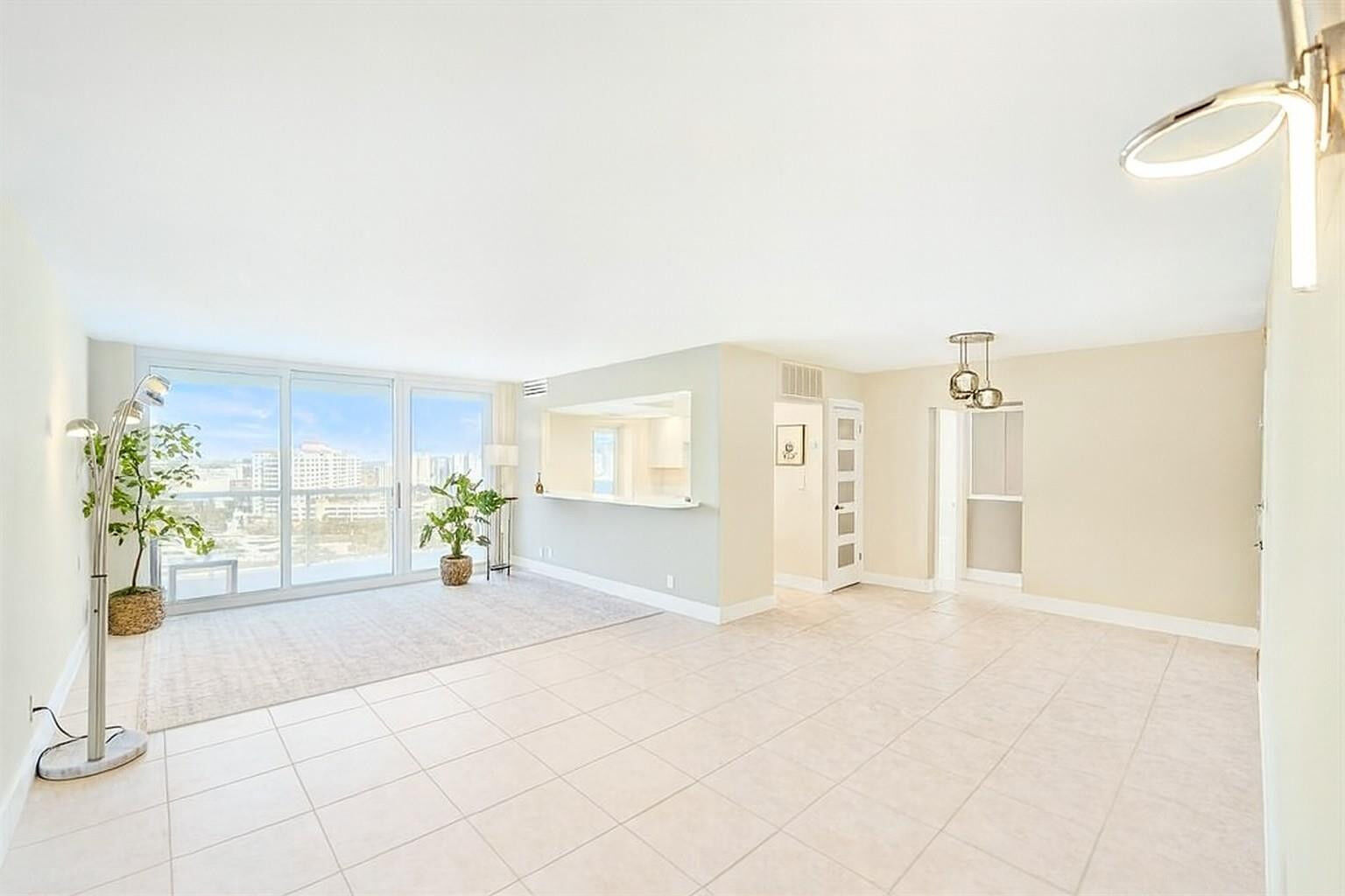 Property Photo:  2715 N Ocean Boulevard 16F  FL 33308 