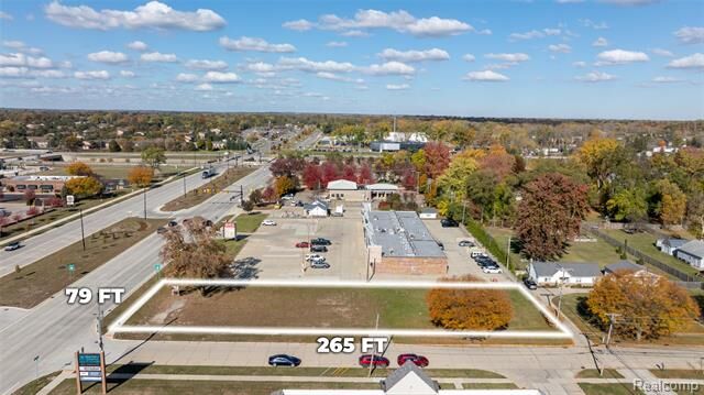 Property Photo:  44616 Mound Road  MI 48314 