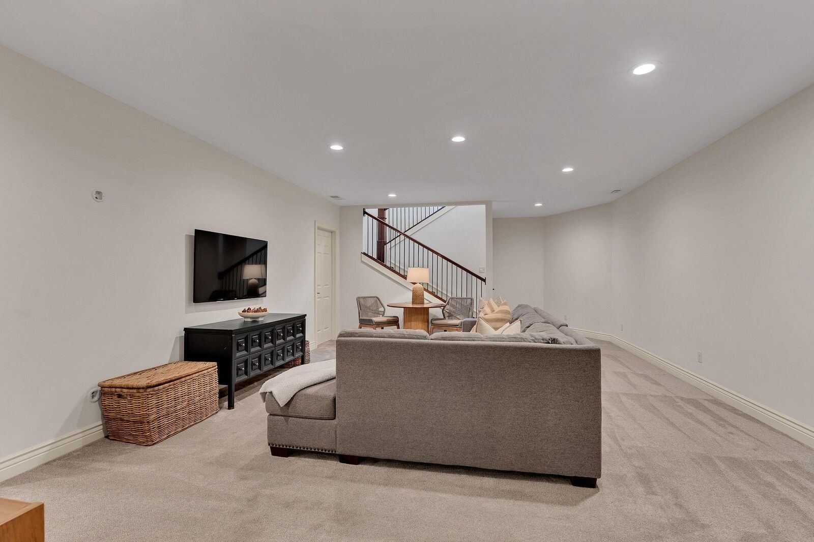 Property Photo:  60 S Mission Rd  KS 67207 