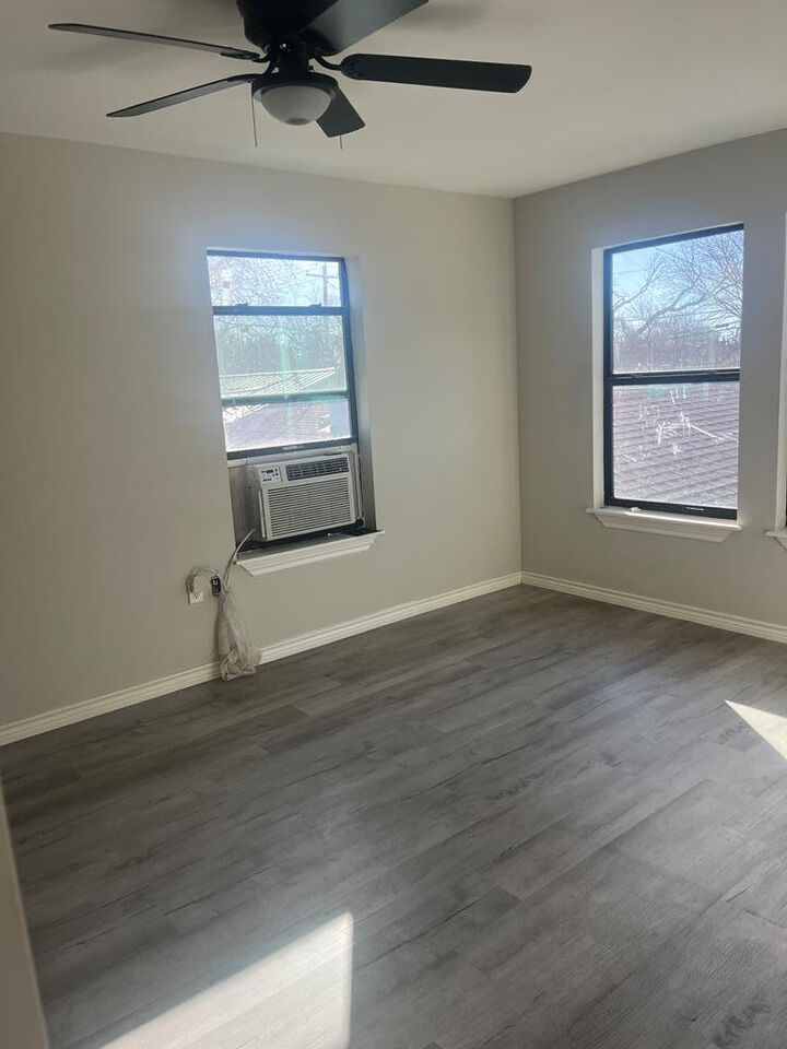 Property Photo:  608 Era Street  TX 76905 