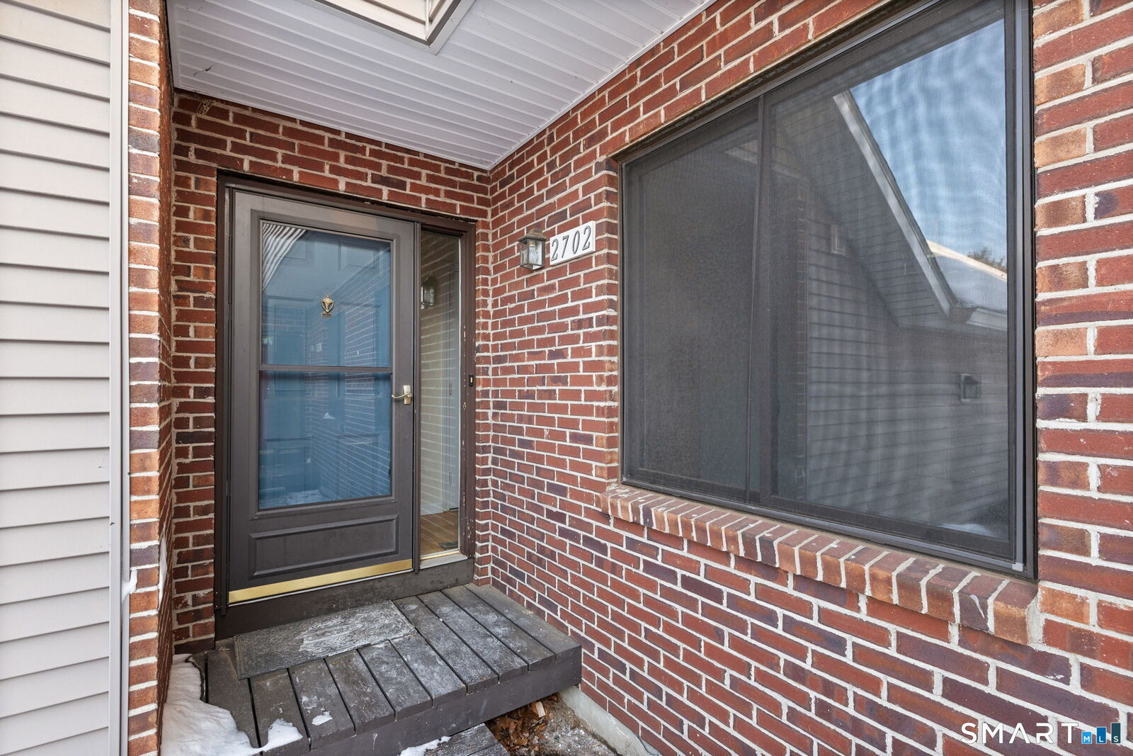 Property Photo:  2702 Mill Pond Drive 2702  CT 06074 