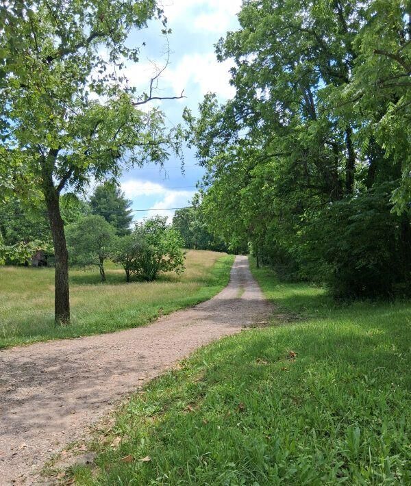 Property Photo: 4202 Jisco West Road OH 45640
