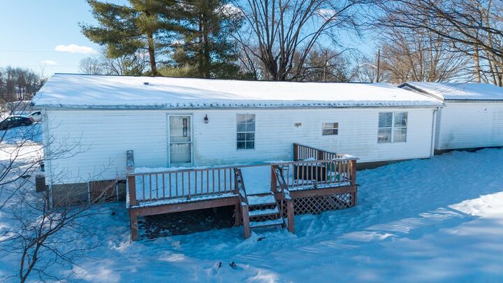 Property Photo: 225 Elm Street OH 45634