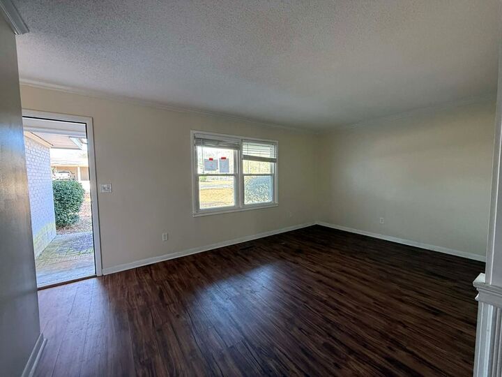 Property Photo:  104 Ruth Circle  AL 36321 