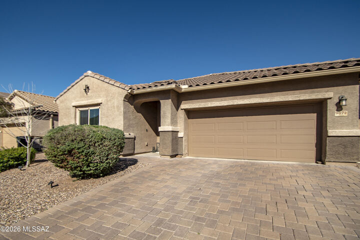 Property Photo:  9072 W Birchover Drive  AZ 85653 