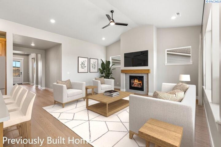 Property Photo:  5712 Flathead Ave.  WA 99301 