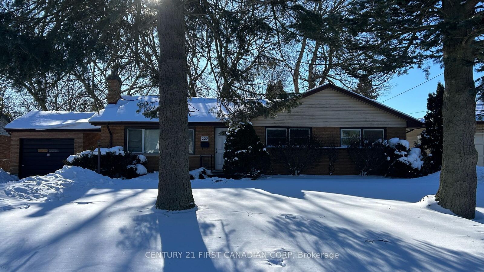 Property Photo:  222 Trott Drive  ON N6G 1B5 