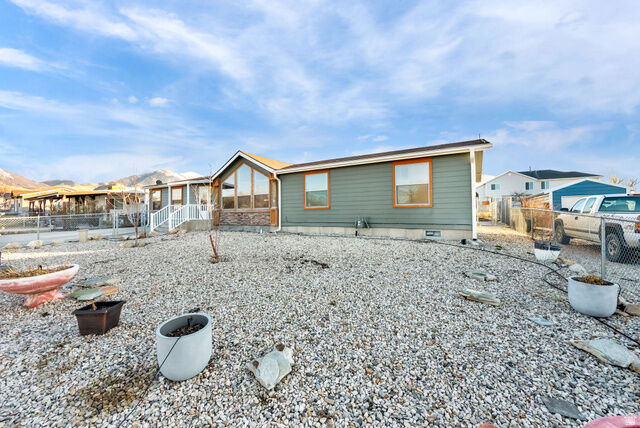 Property Photo: 745 Van Dyke Way UT 84074