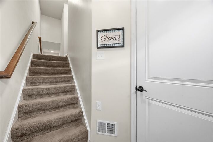 Property Photo:  1603 Pointe View Dr  PA 16046 