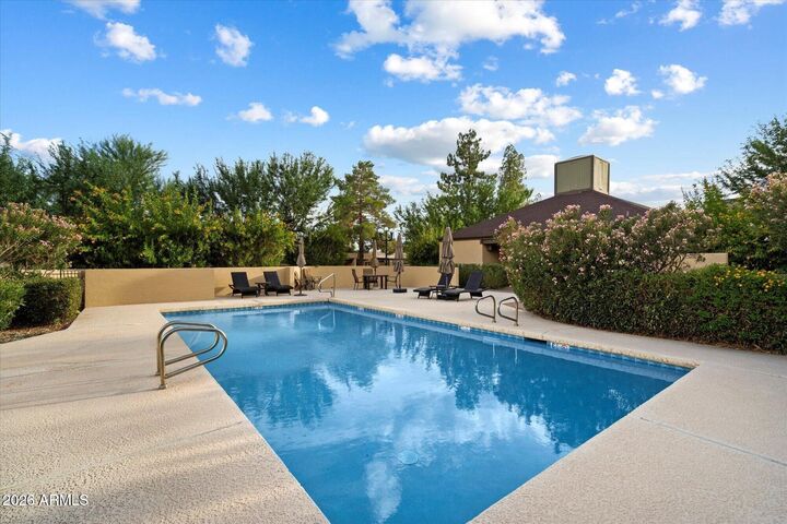 Property Photo:  7352 N 7th Place  AZ 85020 