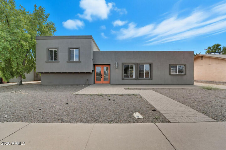 Property Photo: 8437 E Thomas Road AZ 85251