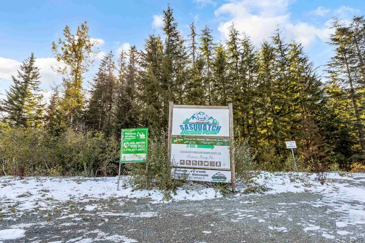 Property Photo: 47095 Snowmist Drive BC V0M 1A1