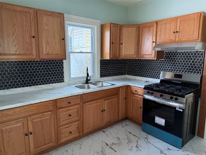 Property Photo:  180 Hudson Street  NY 13790 