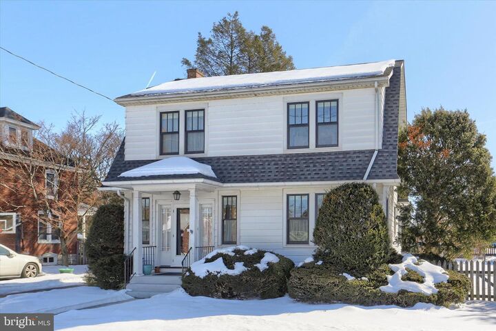 Property Photo:  612 16th Street  PA 17070 