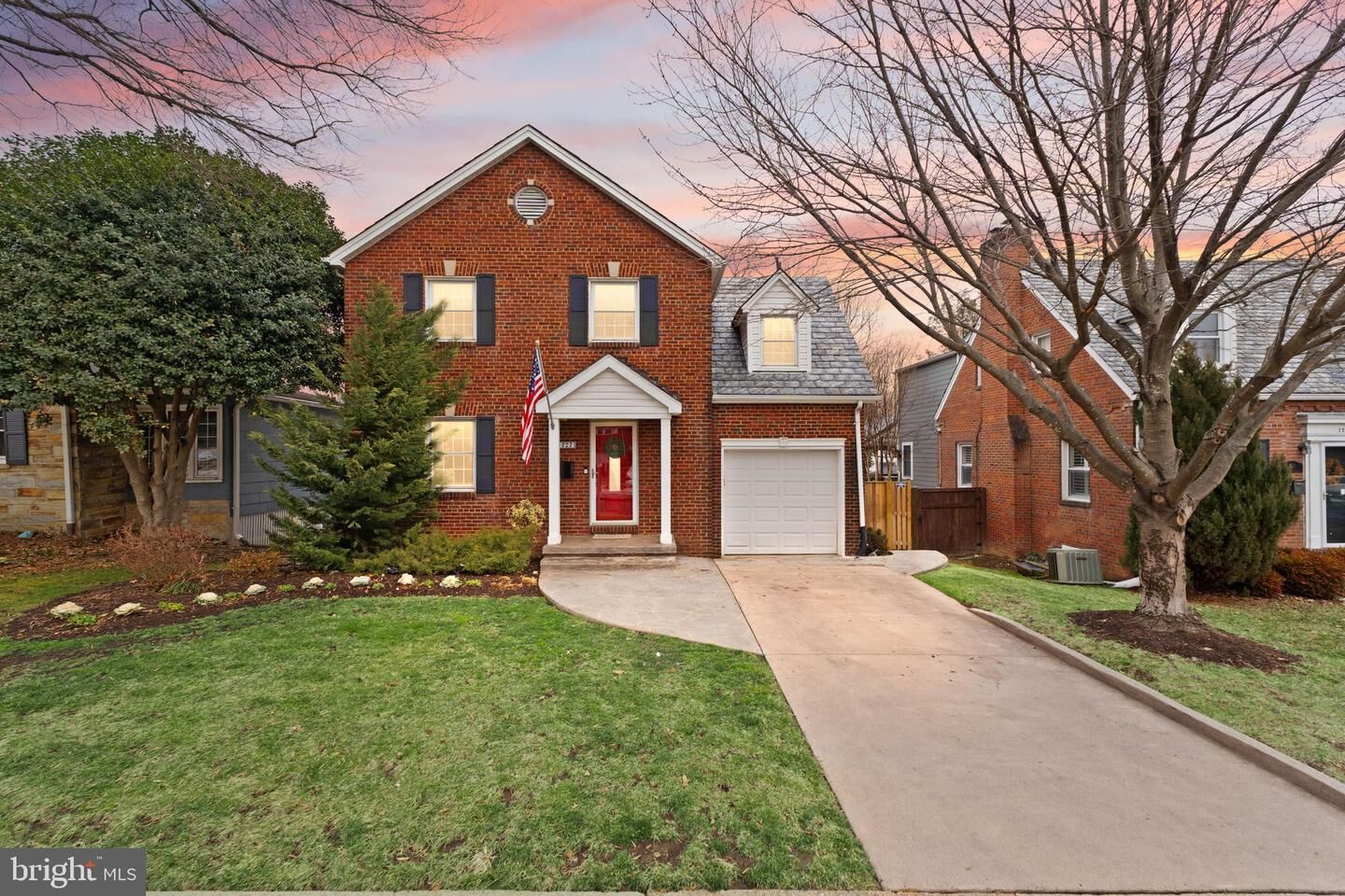 Property Photo: 727 26th Street S VA 22202