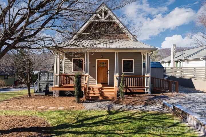 Property Photo: 829 N Oconeechee Avenue NC 28711