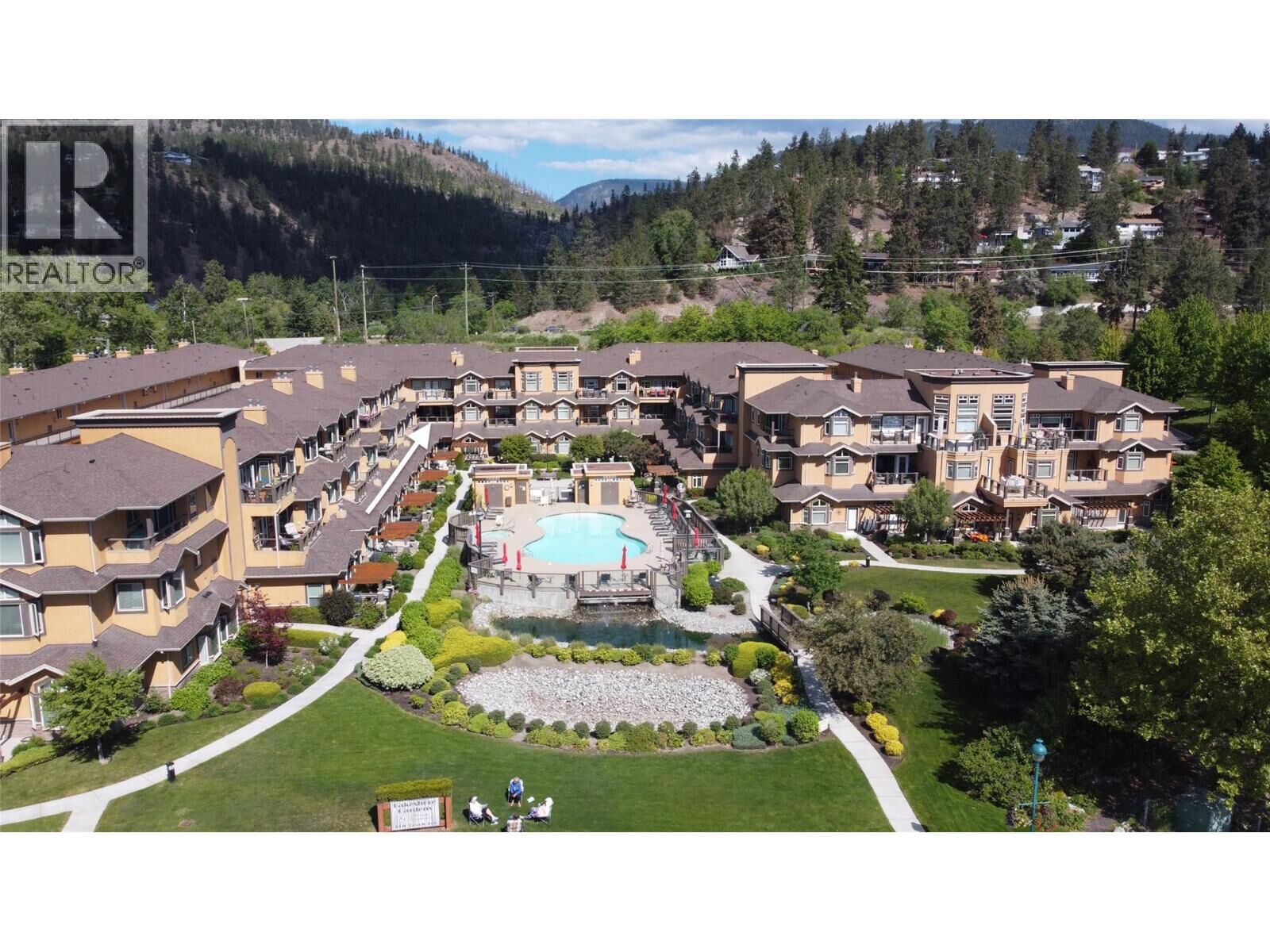 Photo de la propriété:  3996 Beach Avenue 205  BC V0H 1X5 