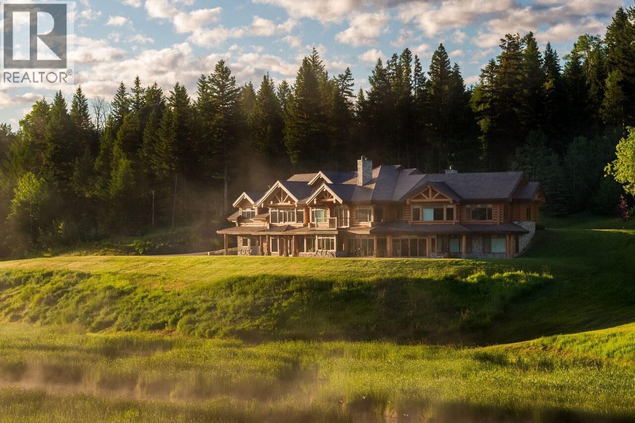 Property Photo: 5957 Thorsteinson Road BC V0K 2E0