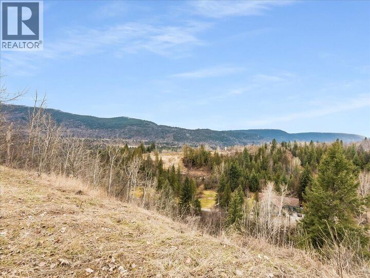 Property Photo:  1220 37th Street  BC V1N 3N1 