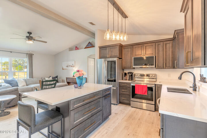 Property Photo:  2803 Kumquat Drive  FL 32141 