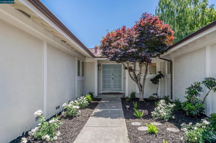 Property Photo:  116 Meese Ct  CA 94526 