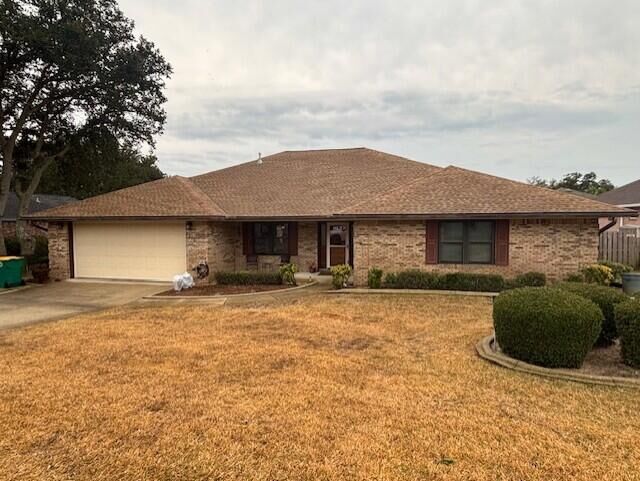 Property Photo:  2806 Ben Hogan Court  FL 32579 