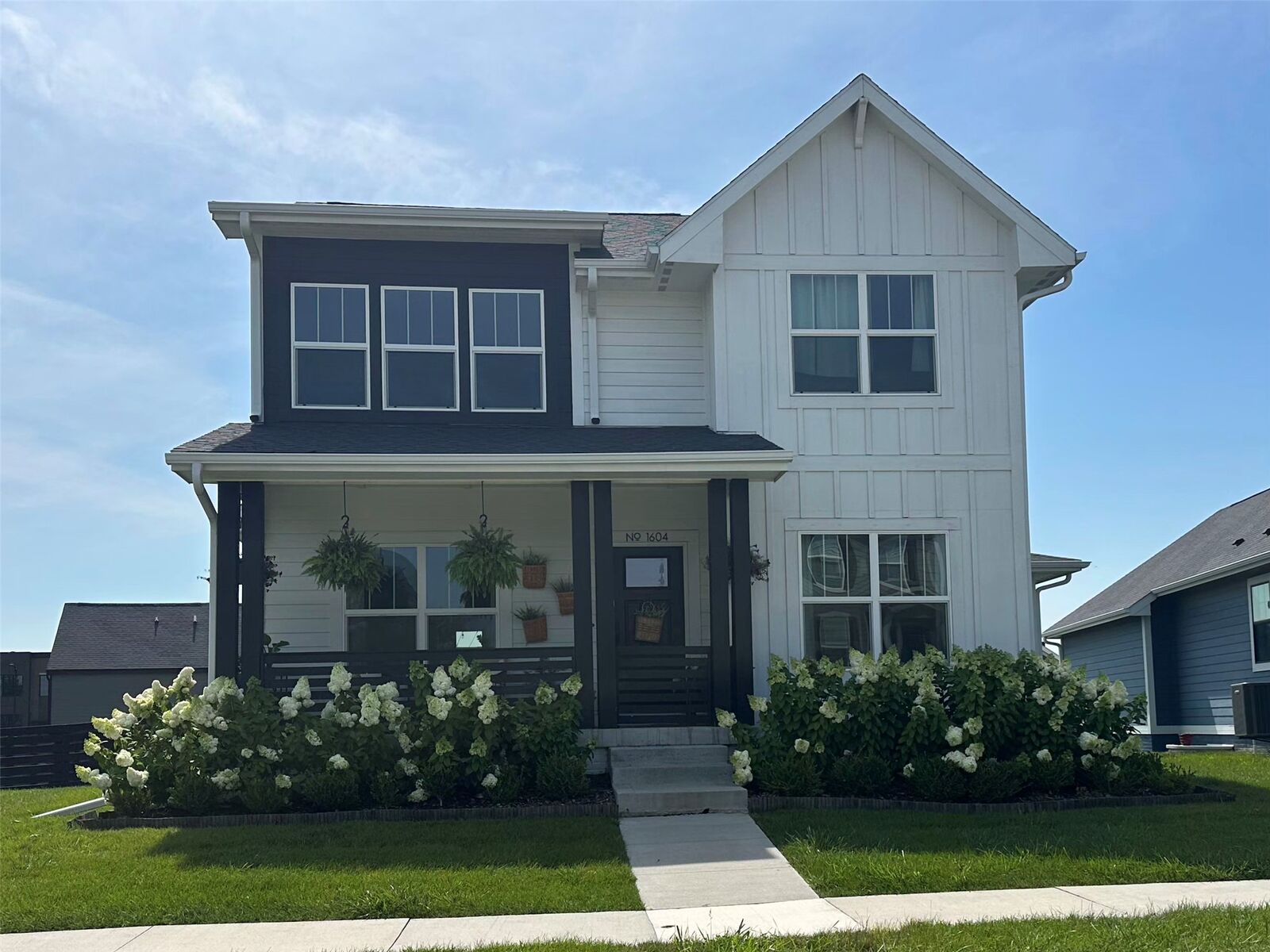 Property Photo:  1604 SW Franklin Drive  IA 50023 