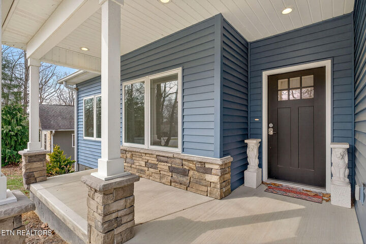 Property Photo:  204 Lakeside Drive  TN 38558 