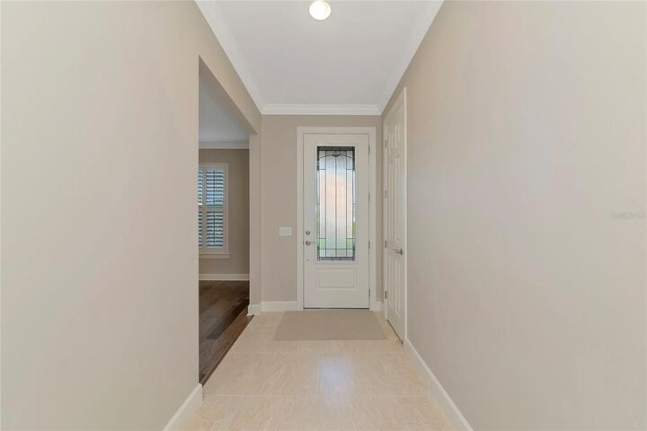 Property Photo:  6944 Gosport Cove  FL 34202 