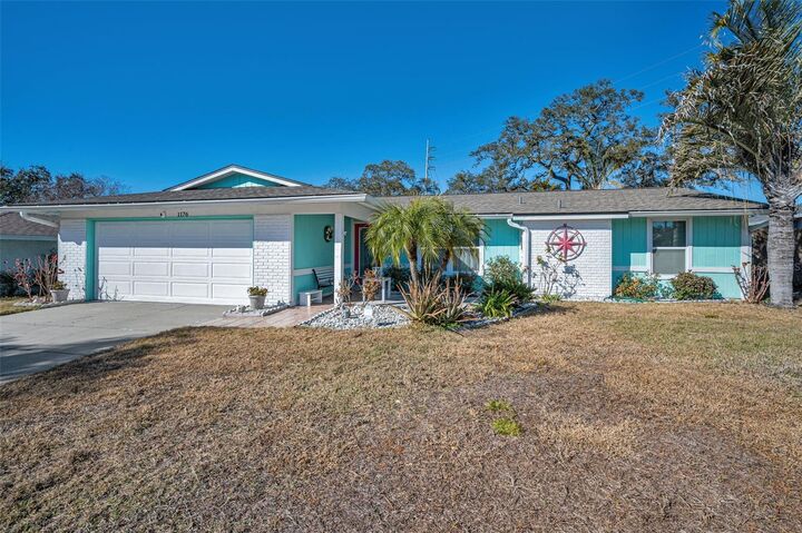 Property Photo:  1176 Mineola Circle  FL 34683 