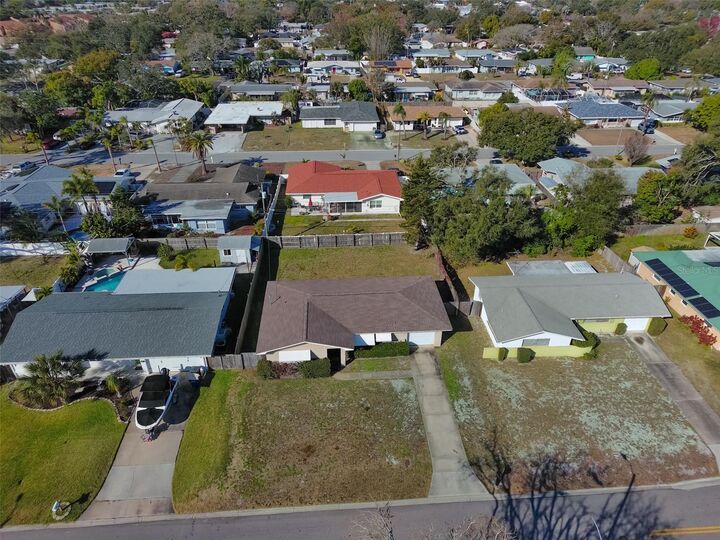 Property Photo:  1826 Ridgeway Drive  FL 33755 