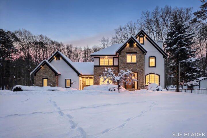 Property Photo:  6380 Hidden Pond Drive  MI 49423 