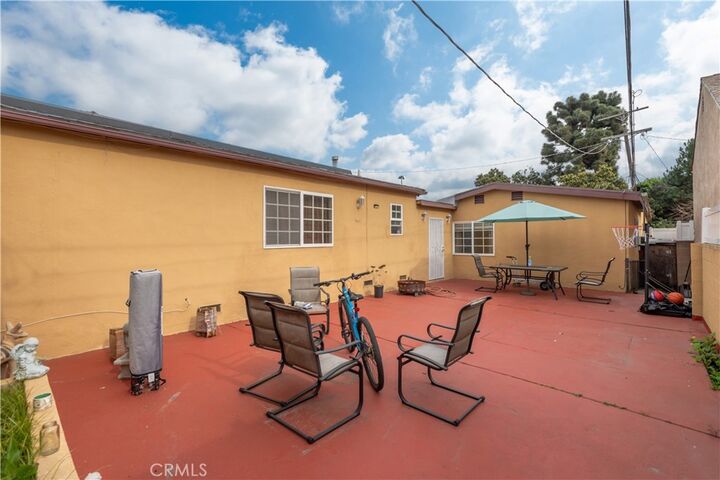 Property Photo:  11416 Braddock  CA 90230 