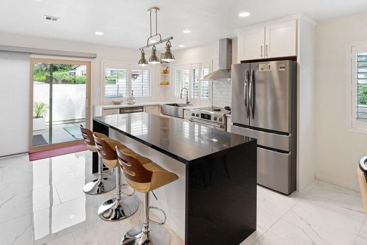 Property Photo:  820 Cardamom  Ct  CA 91910 