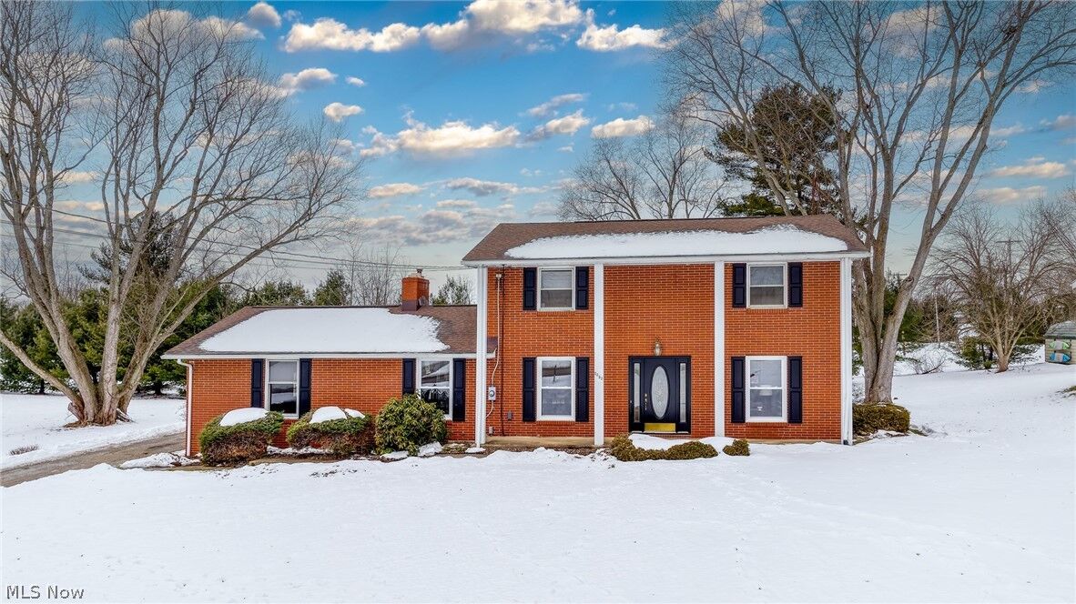 Property Photo:  2353 Longlynn Street SW  OH 44646 