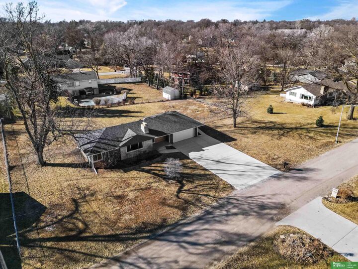 Property Photo: 1922 S 113th Street NE 68144