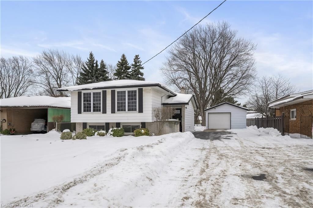 Property Photo:  401 Mohawk Road W  ON L9C 1W5 