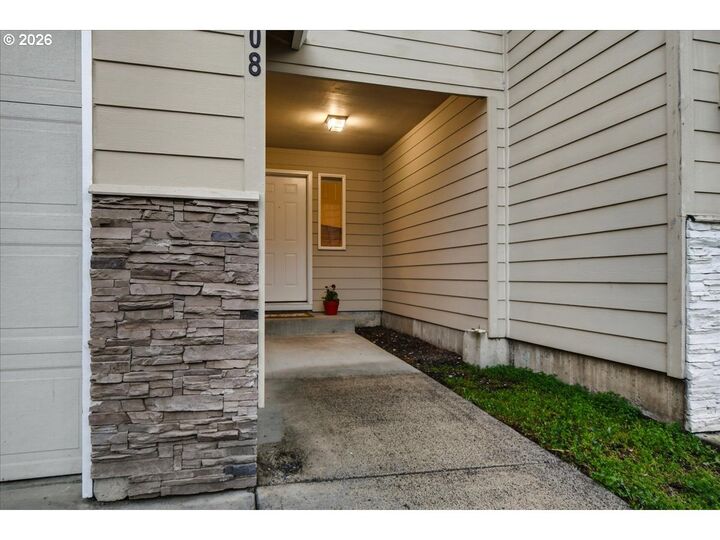 Property Photo:  8408 NE 36th Cir  WA 98662 