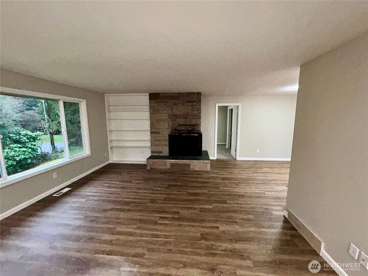 Property Photo:  19221  100th Avenue NE  WA 98011 
