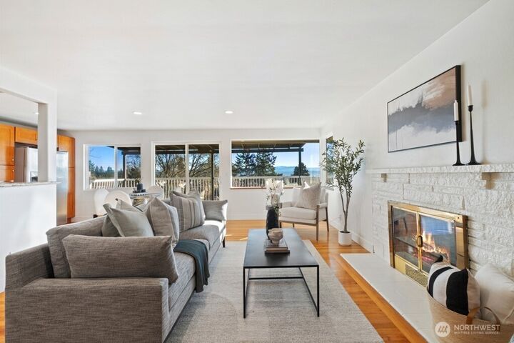 Property Photo:  8324  Beacon Avenue S  WA 98118 