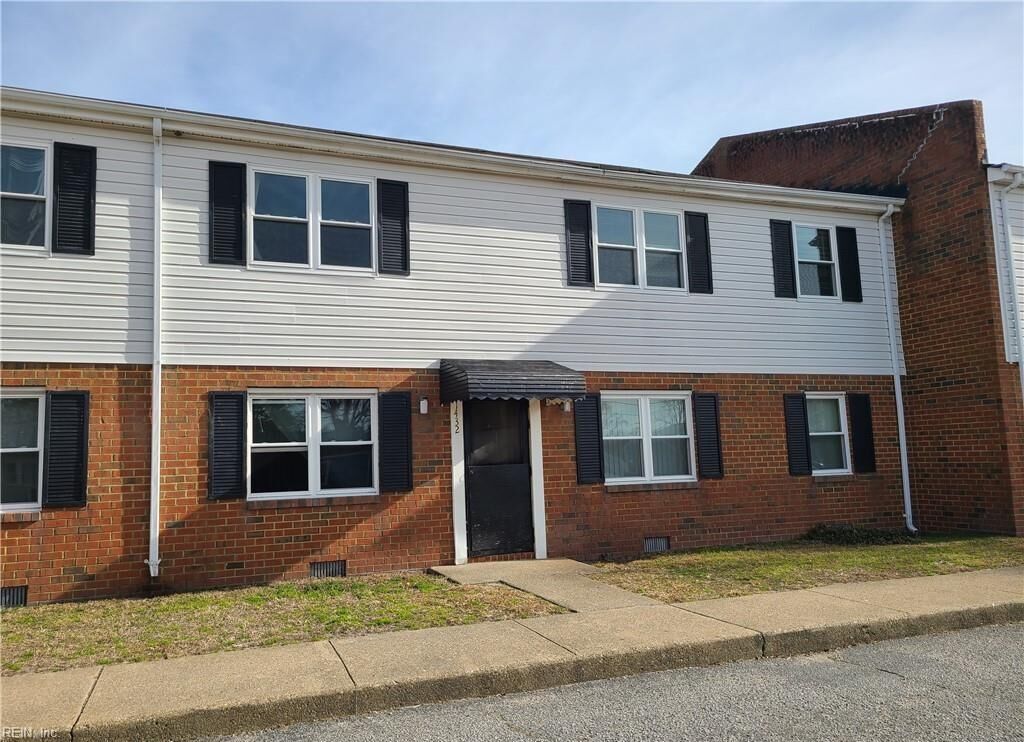 Property Photo: 1432 Baychester Ave C2 VA 23503