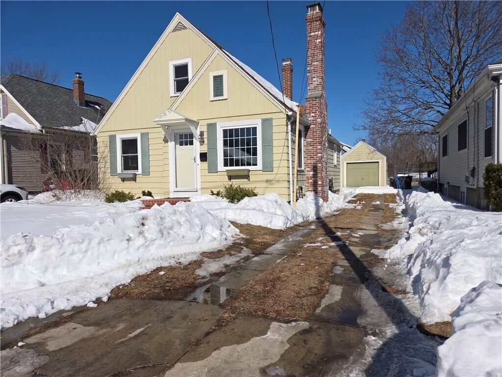 Property Photo:  64 Holburn Avenue  RI 02910 