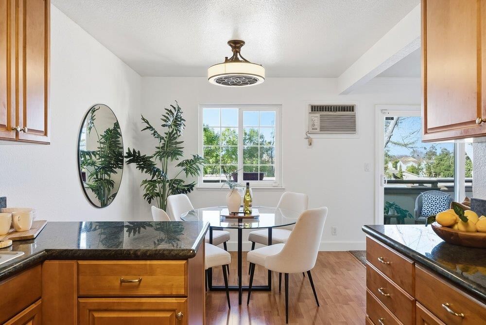 Property Photo:  565 West Latimer Avenue  CA 95008 