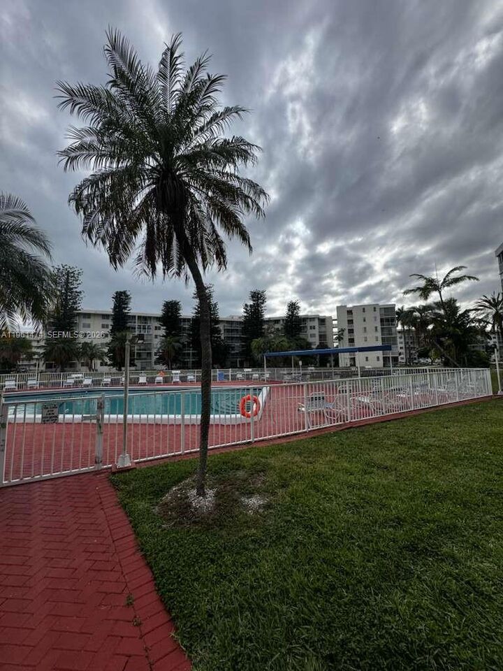 Property Photo:  2859 Leonard Dr G307  FL 33160 