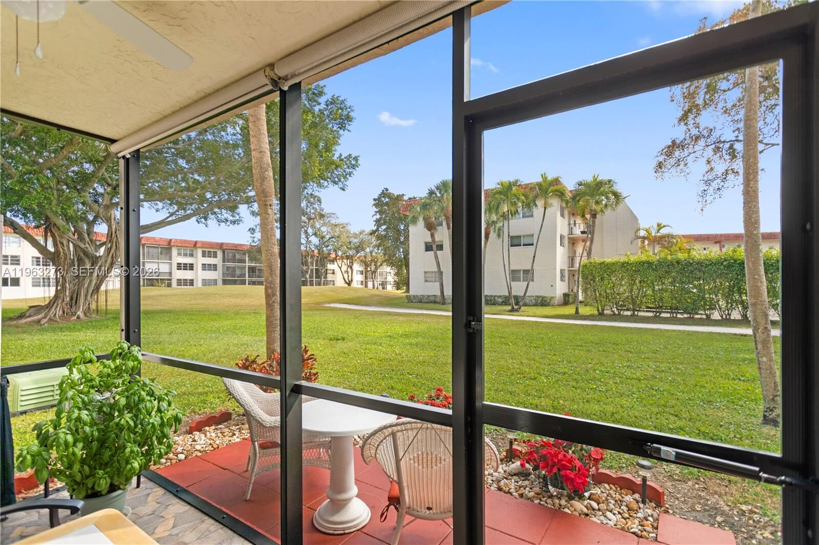 Property Photo:  691 S Hollybrook Dr 26-105  FL 33025 