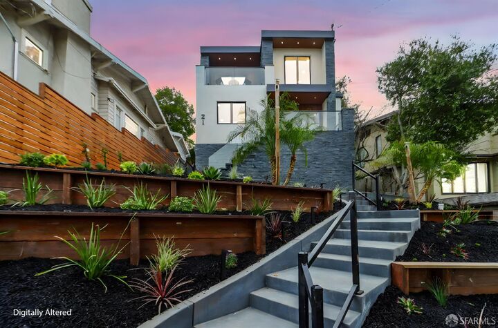 Property Photo:  21 Cambridge Way  CA 94611 